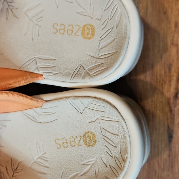 BZees LifeStride Smile Orange Wedge Slide Sandals - Picture 4 of 8